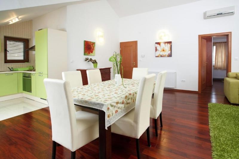 Apartments Tisno - Villa Mare Экстерьер фото