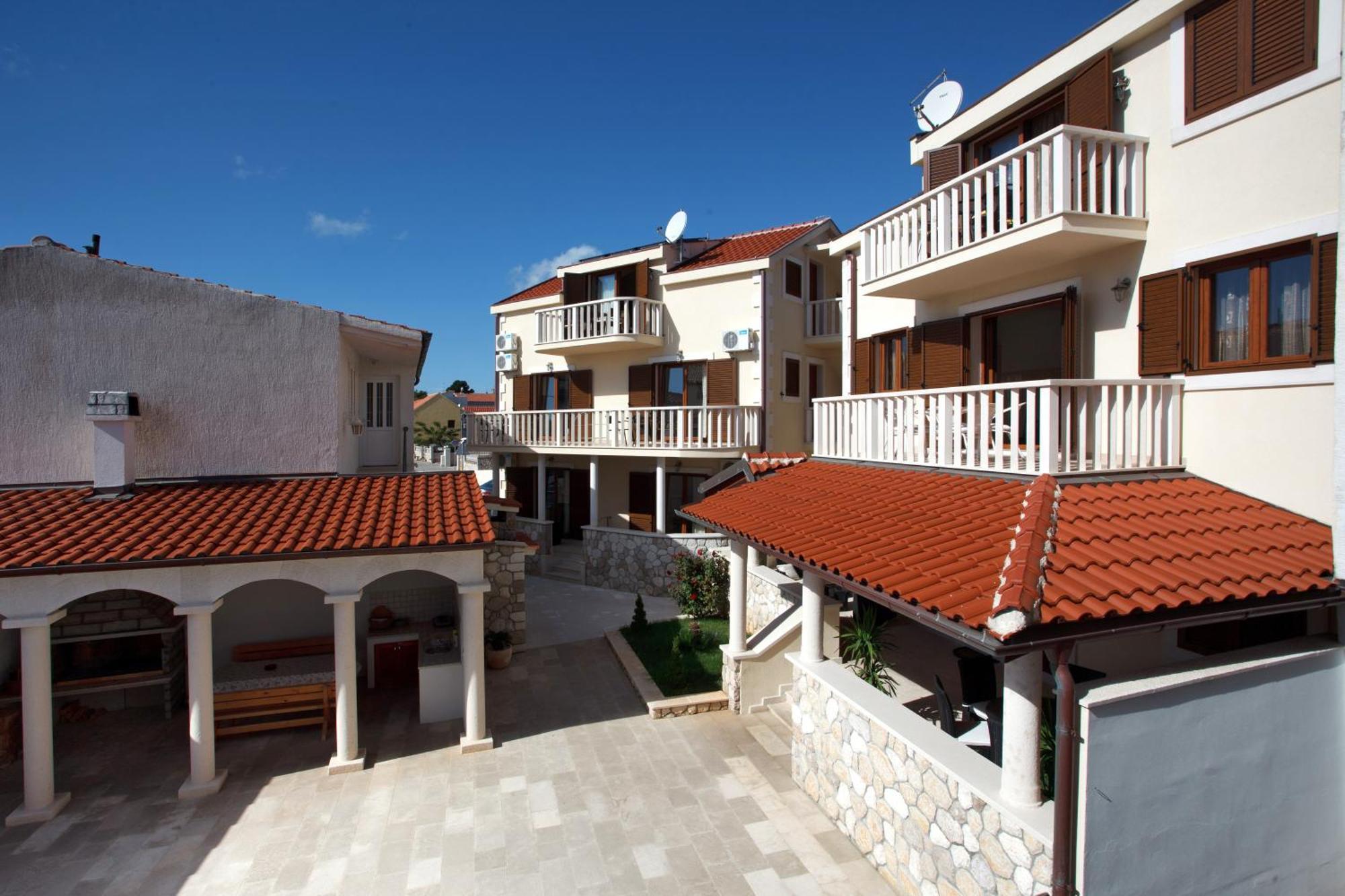 Apartments Tisno - Villa Mare Экстерьер фото