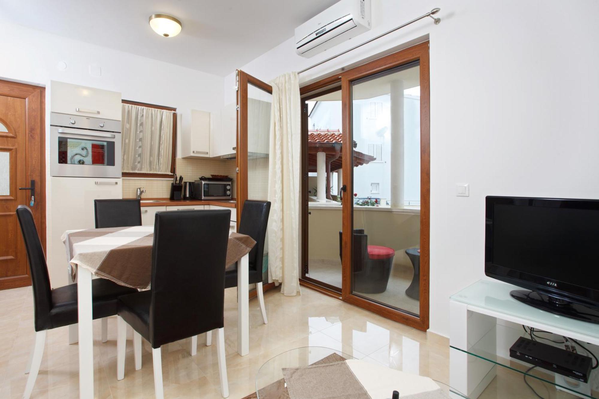 Apartments Tisno - Villa Mare Экстерьер фото