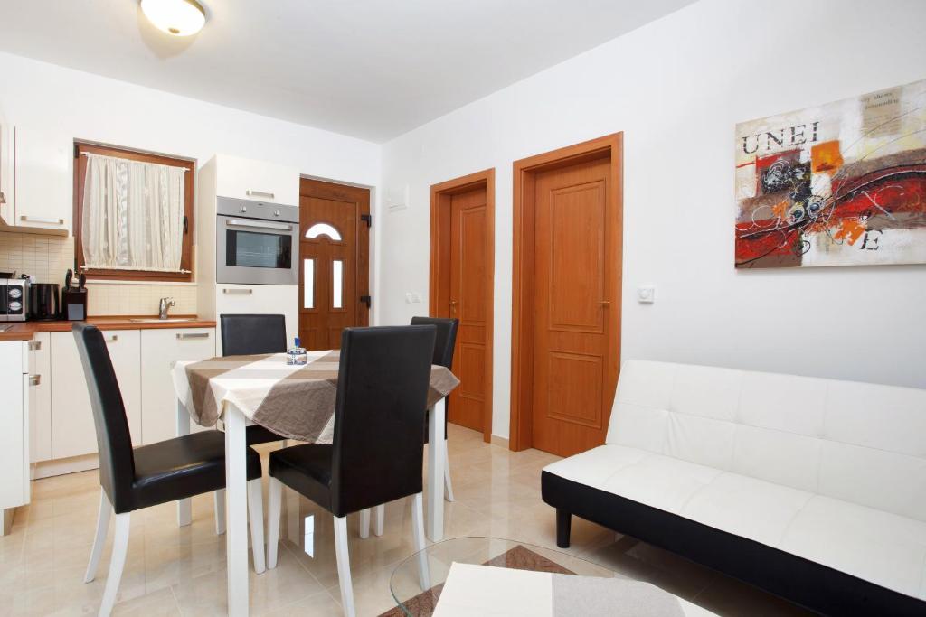 Apartments Tisno - Villa Mare Номер фото